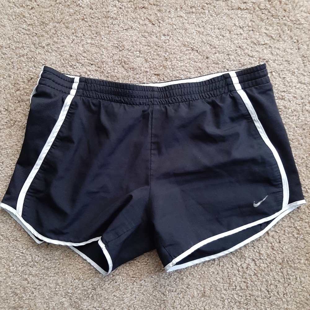 EUC Size Small Nike Shorts